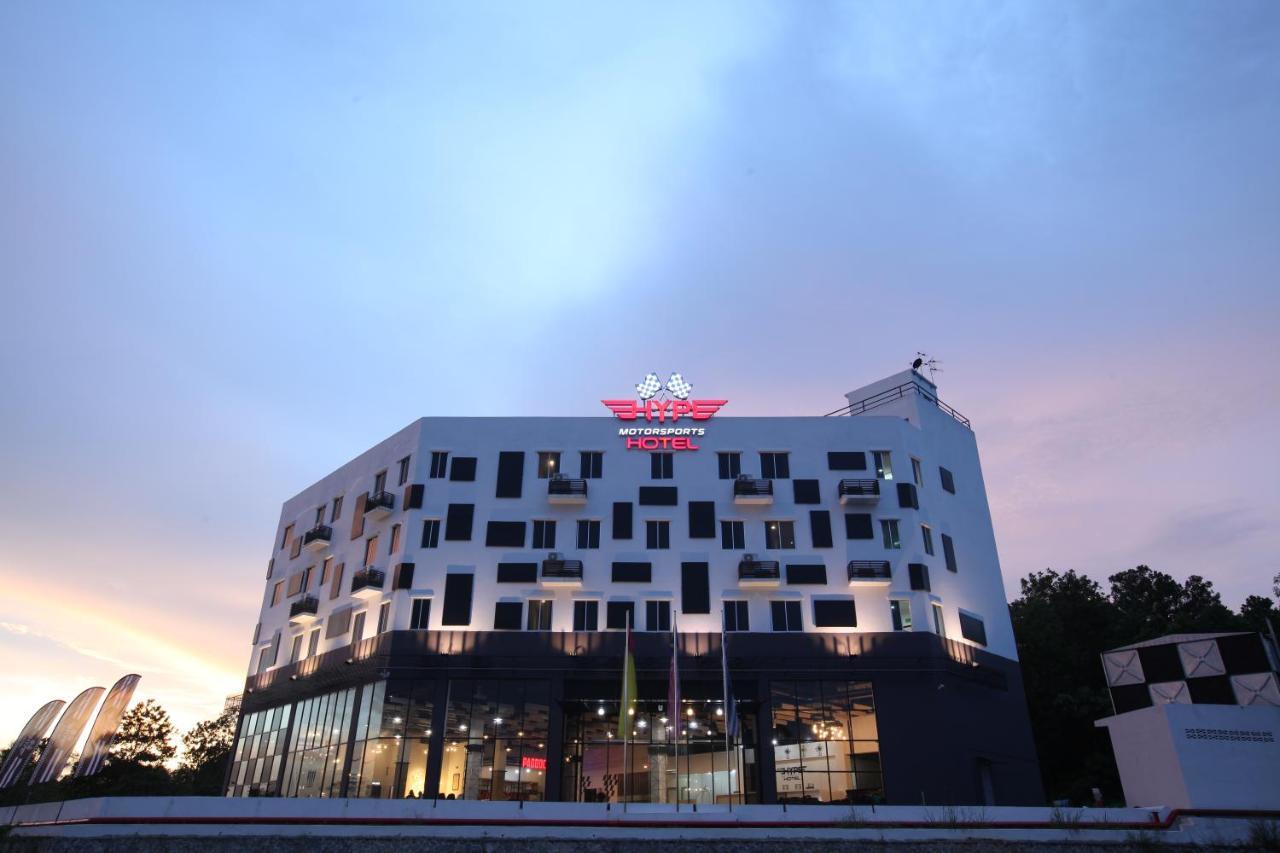 Hype Motorsport Hotel נילאי מראה חיצוני תמונה